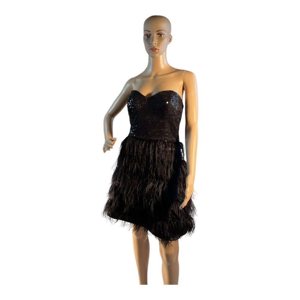 Masquerade Women’s black sequin feather fit and flare straplessdress size Large